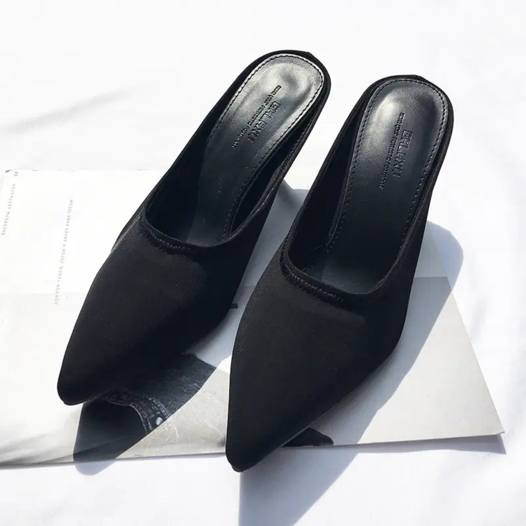 Mules Cetim Pontiagudo Elegante