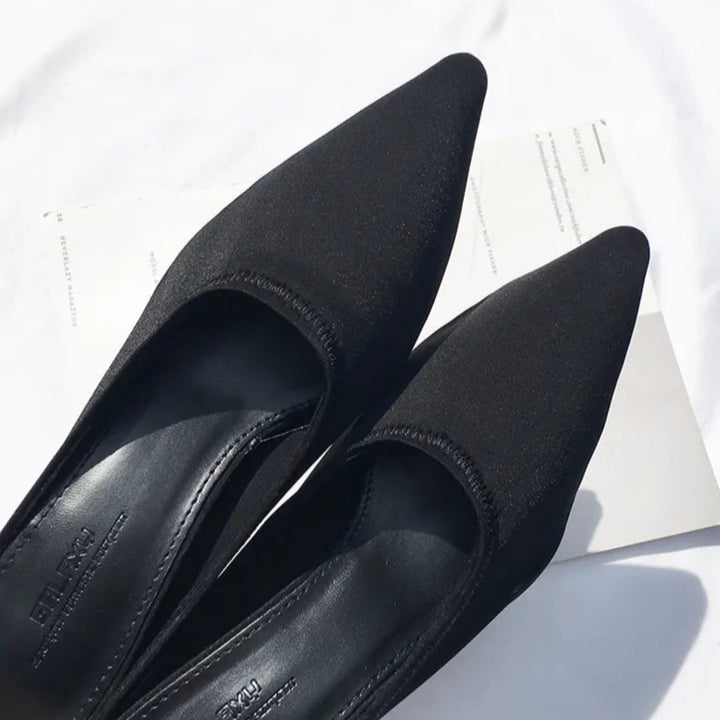 Mules Cetim Pontiagudo Elegante