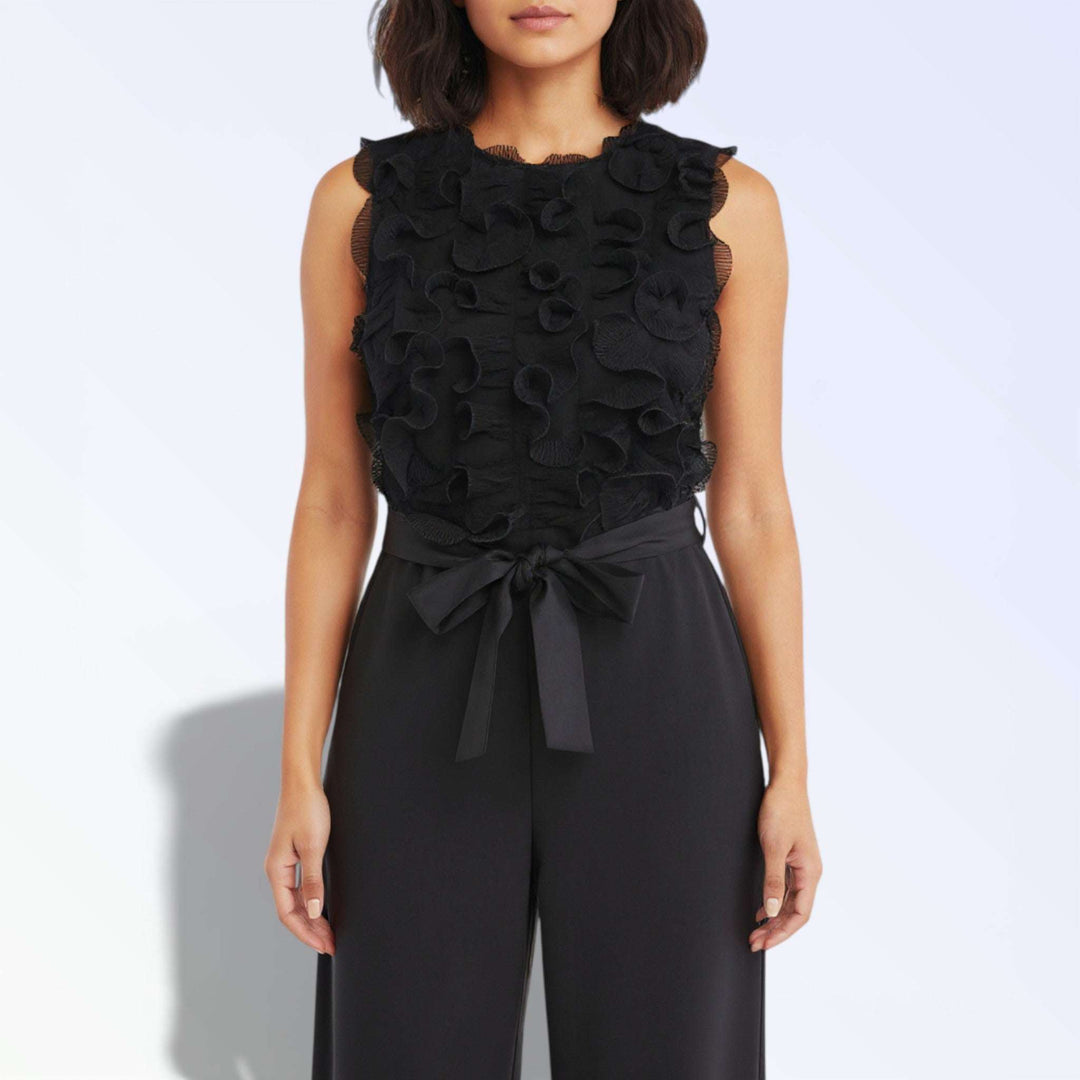 ORBIT — MACACÃO COM FLORES