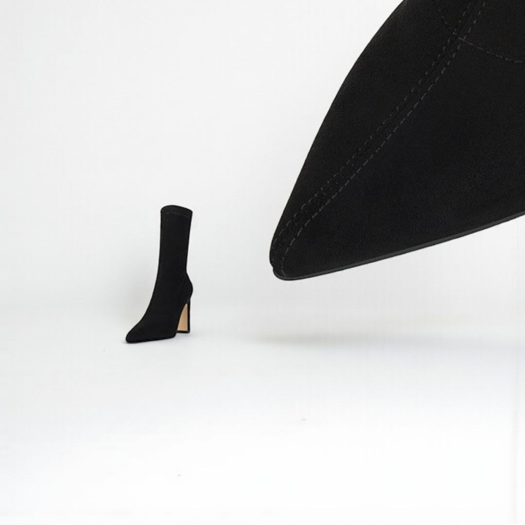 Elena – Botas de Camurça Elegantes