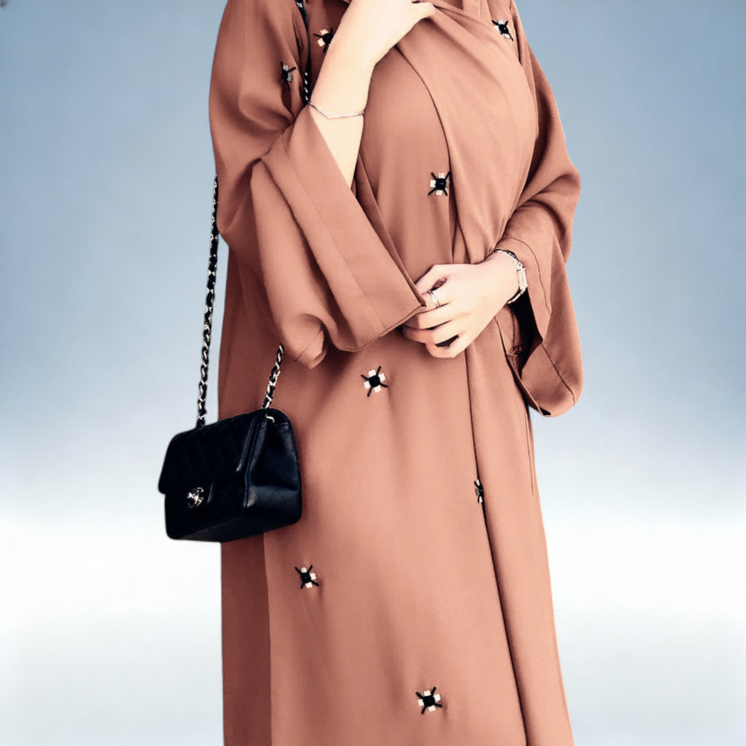 ÉRICA — Vestido Cardigan com Contas Elegante | Charme Sofisticado