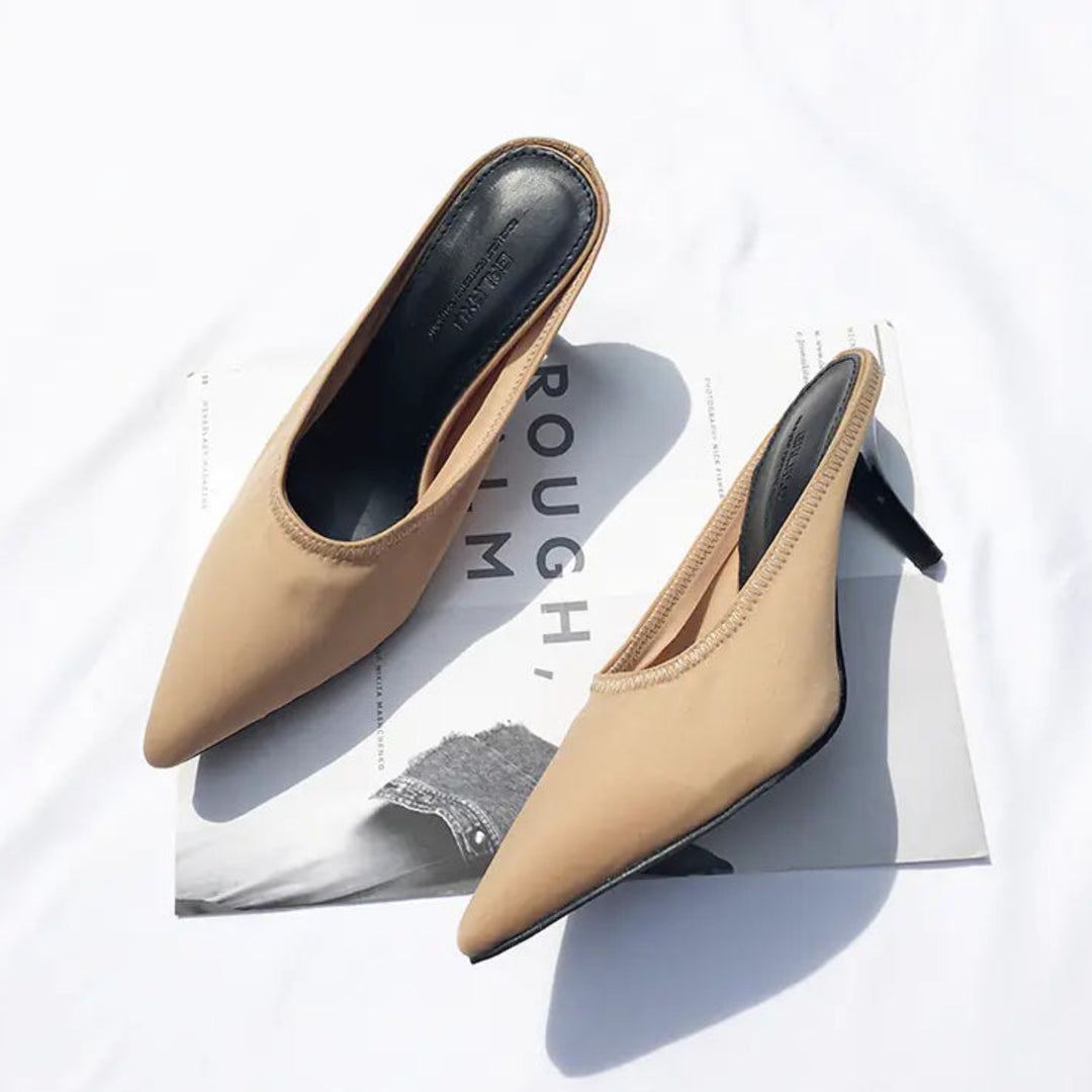 Mules Cetim Pontiagudo Elegante