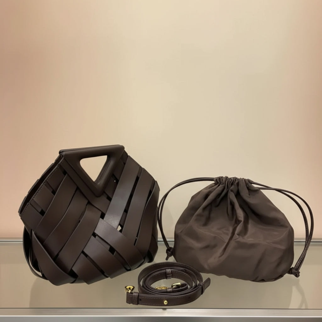 Triangle Magnetic Buckle Crossbody Handbag - KUKA Brand