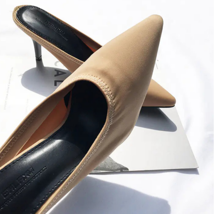 Mules Cetim Pontiagudo Elegante